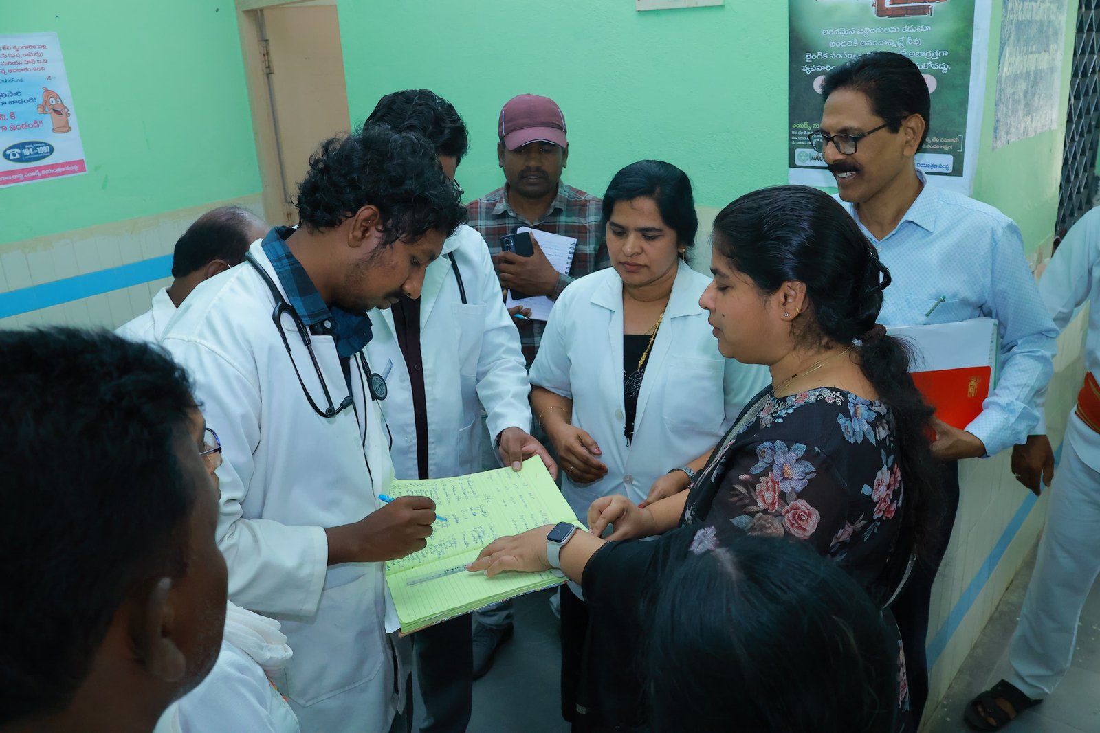 ఆసుపత్రిలో సేవలపై కలెక్టర్ ఆరా! - Additional Image