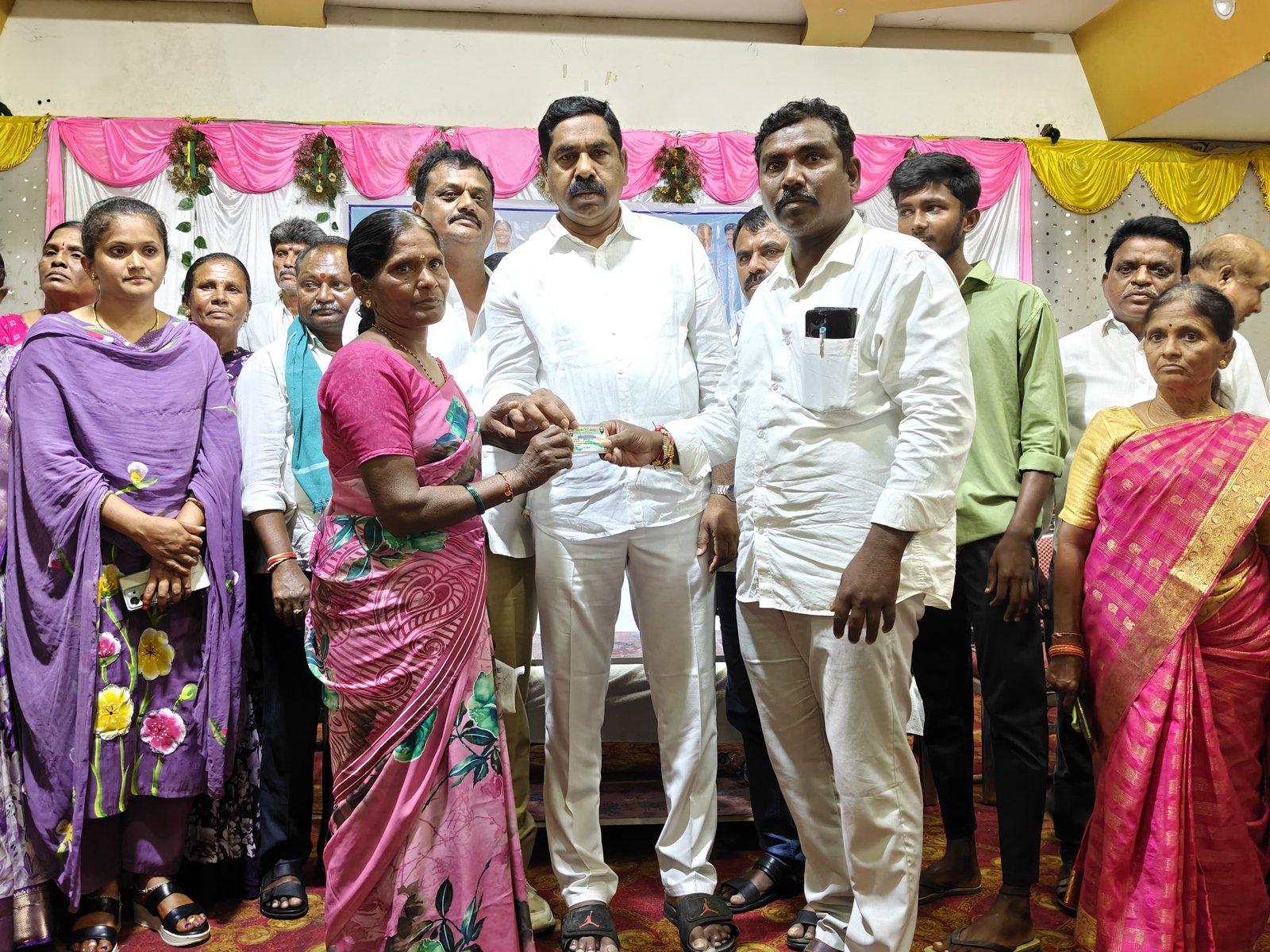 ప్రతీ పేదవాడి చెంతకు సంక్షేమ పథకాలు  - Additional Image
