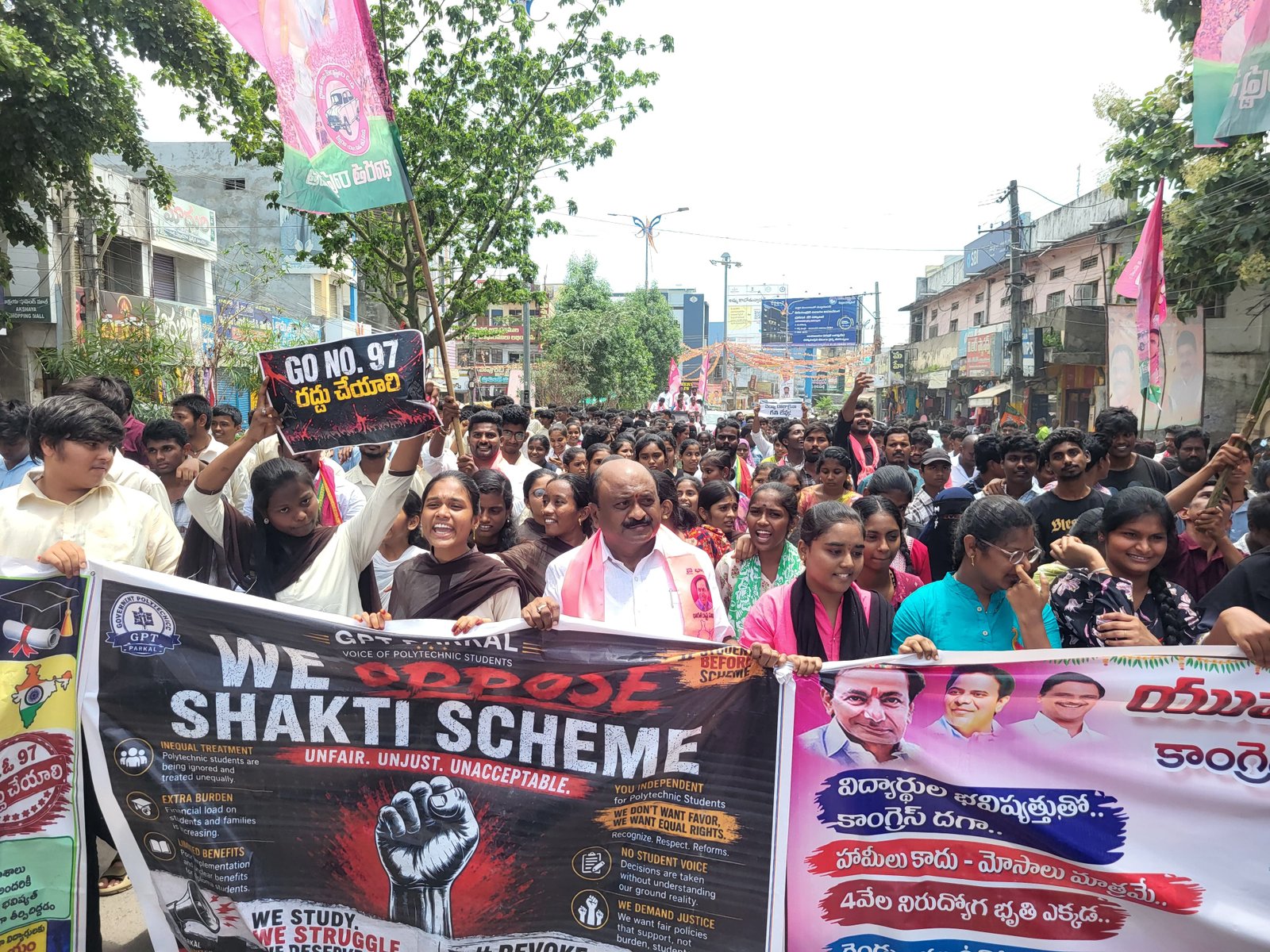 యువతను నమ్మించి మోసం చేసిన కాంగ్రెస్‌: చల్లా ధర్మారెడ్డి - Additional Image