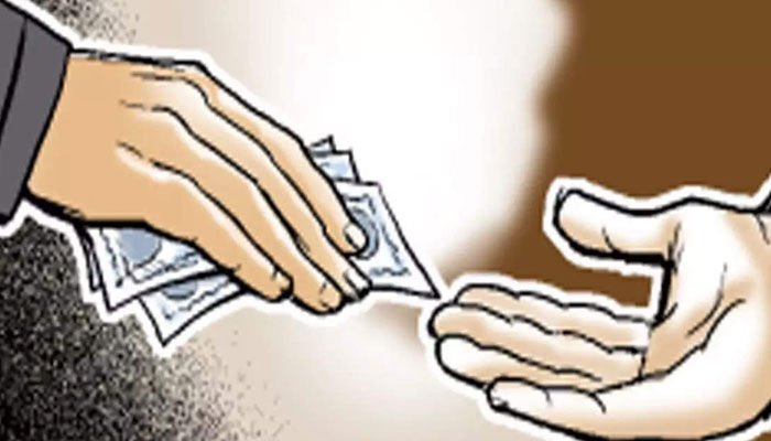 వైన్స్‌ షాపే బెల్ట్‌ షాపుల అడ్డా! - Additional Image