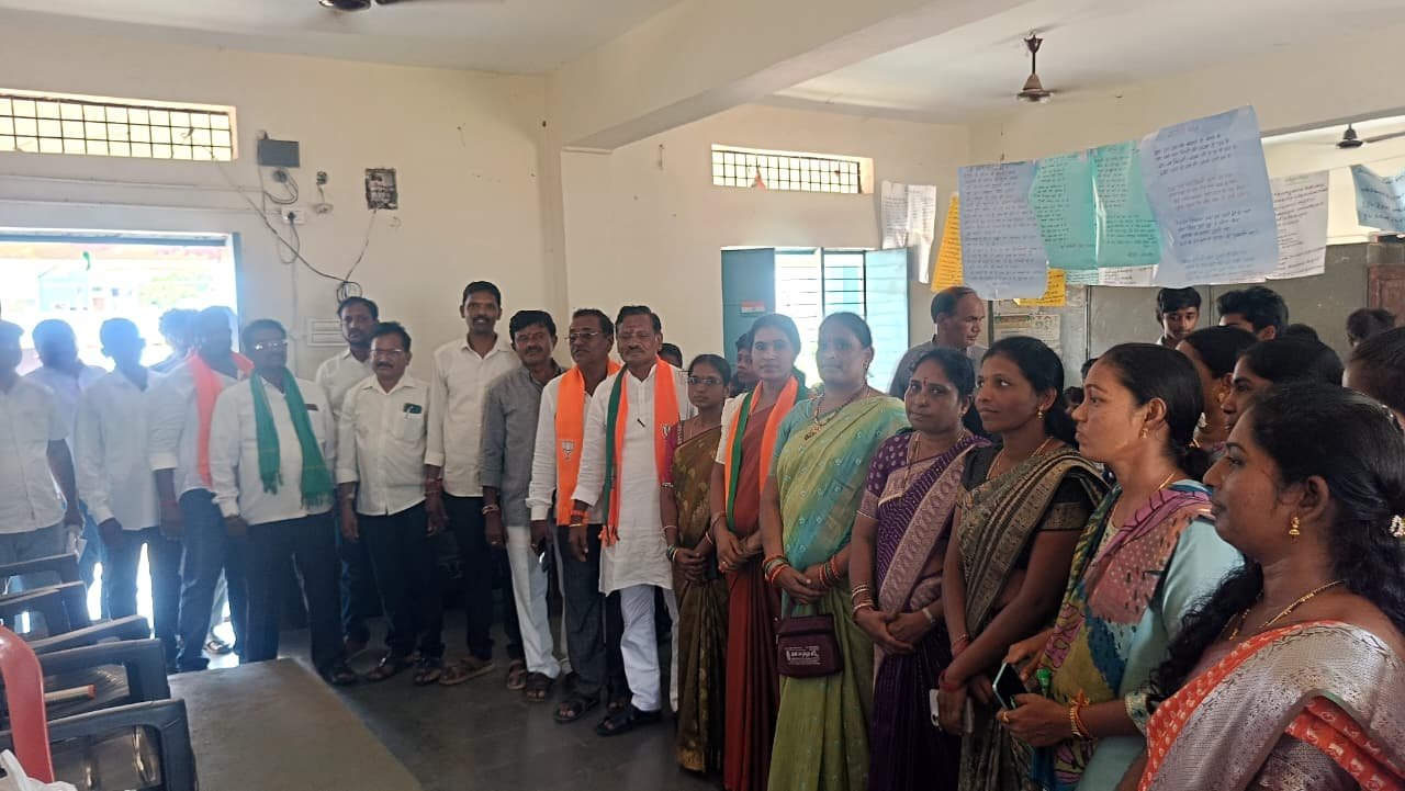 విద్యార్థుల భవిష్యత్తే దేశ భవిష్యత్తు - Additional Image
