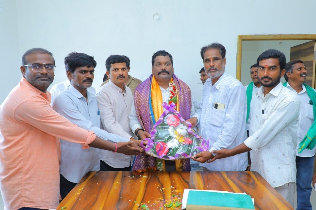 కాంగ్రెస్‌ బాటలో అబ్బిడి రాజిరెడ్డి.. రైతు సేవలో కొత్త పయనం! - Additional Image