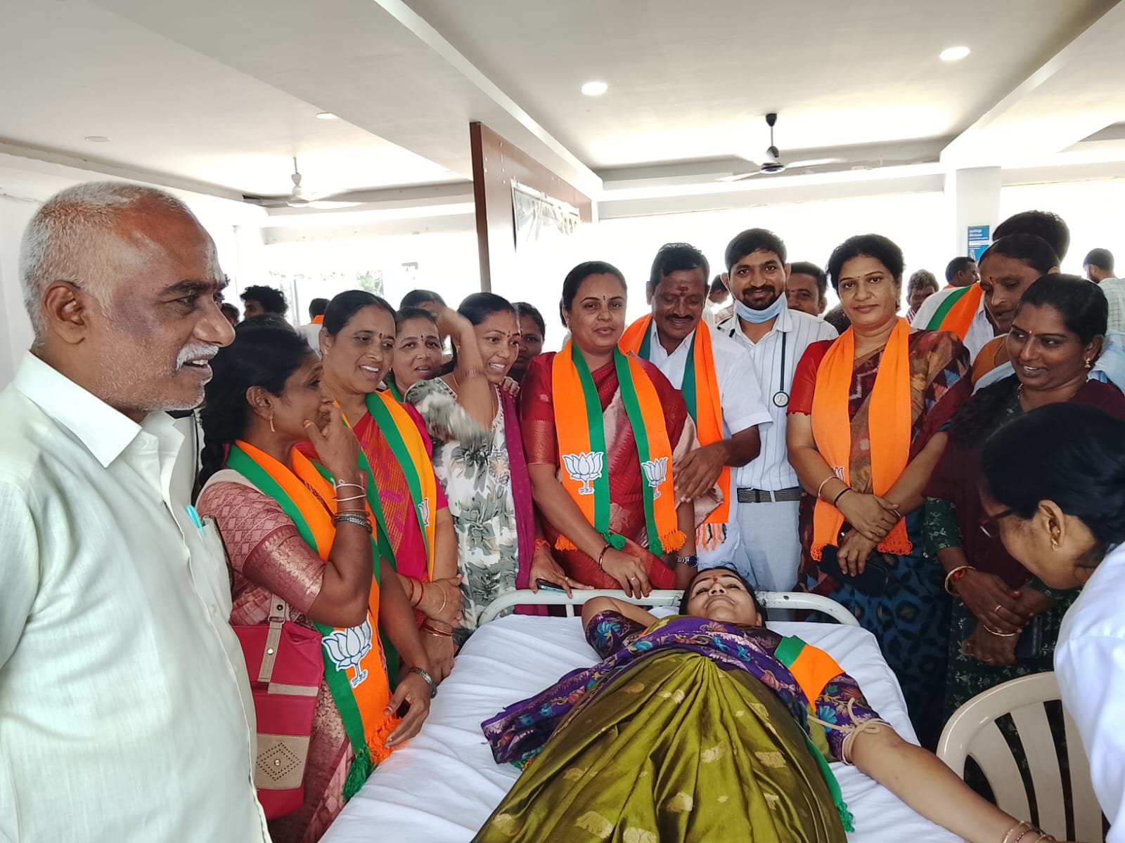 రక్తదానం ప్రతి ఒక్కరి సామాజిక బాధ్యత - Additional Image