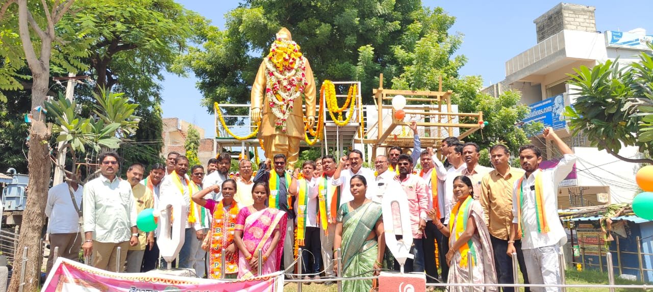 ఆచార్య కొండా లక్ష్మణ్ బాపూజీ ఆశయాలను కొనసాగించాలి - Additional Image