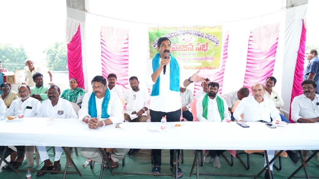 రైతులకు సేవలందించడమే పీఏసీఎస్‌ల లక్ష్యం కావాలి - Additional Image